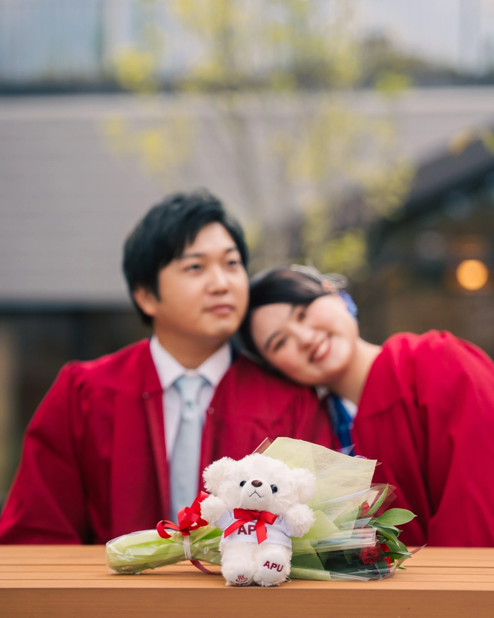 The Convocation Gaze